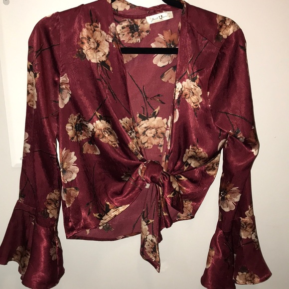 floral tie up top - Picture 1 of 1